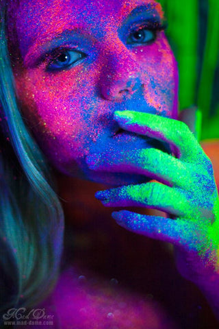 Mini UV GLOW Photoshoot